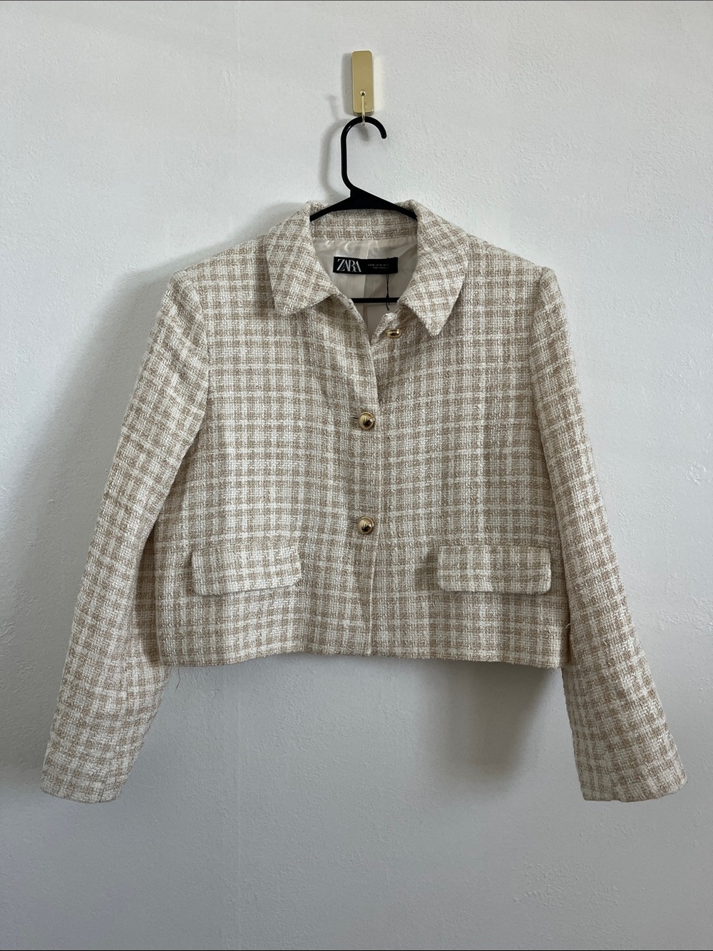 Zara Cream Tweed Cropped Blazer with Gold Buttons New XL - Picture 2 of 5